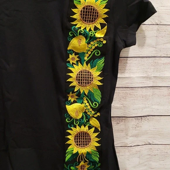 Sunflower T shirt - Picture 2 of 4